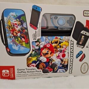 Nintendo Mario Kart GoPlay Action Pack - Red and Blue